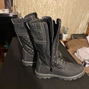 7.5 fur lined snow boots